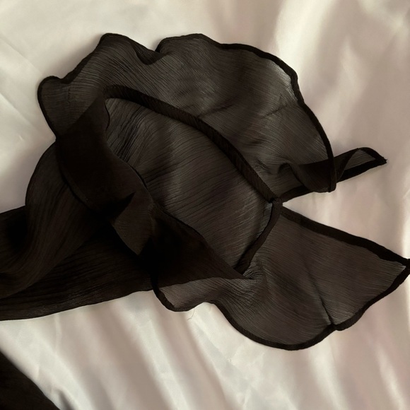 Chico’s silk ruffle top fudge color Flirt long sleeve top Size 2. - Picture 5 of 12